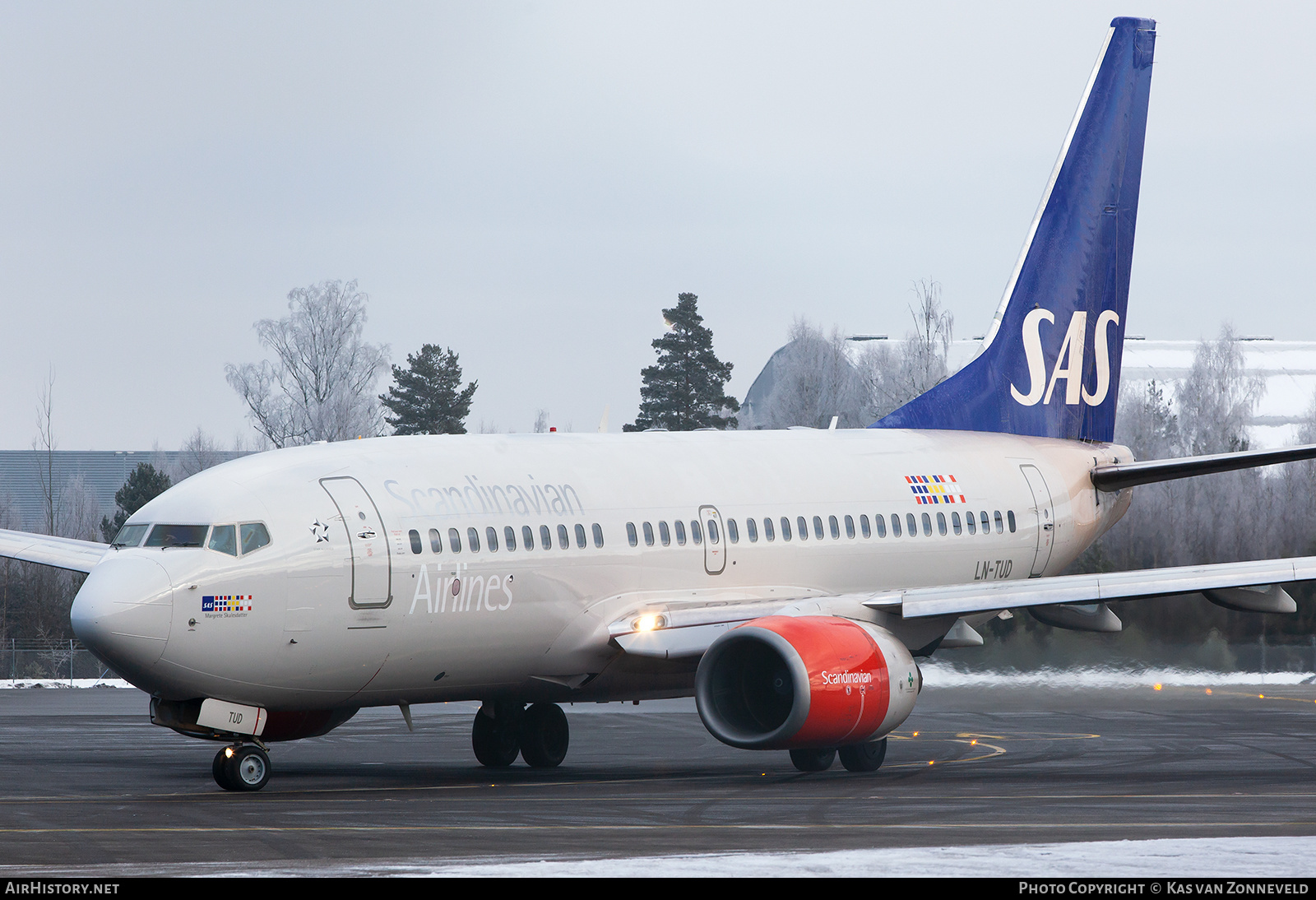 Aircraft Photo of LN-TUD | Boeing 737-705 | Scandinavian Airlines - SAS | AirHistory.net #341770