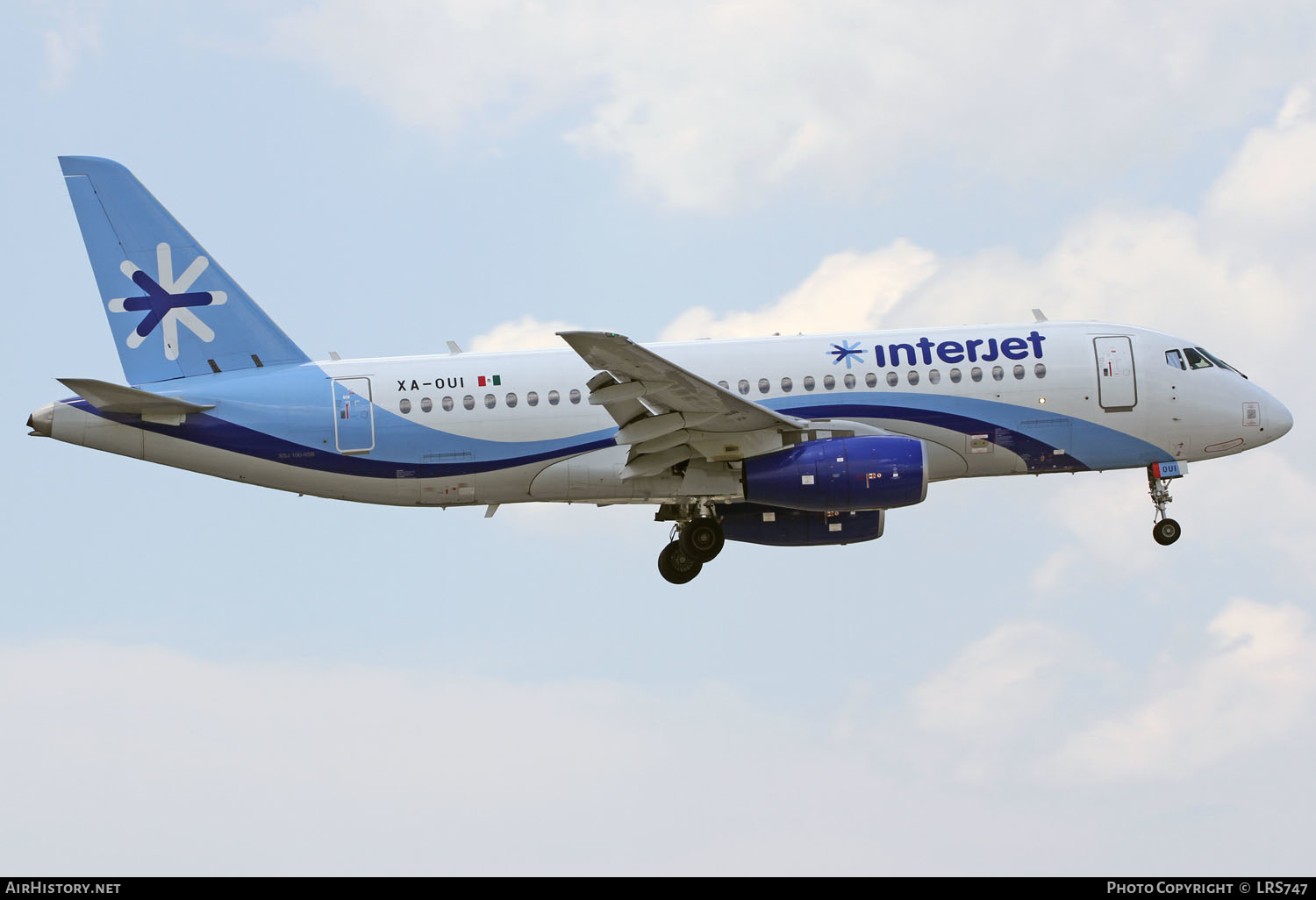 Aircraft Photo of XA-OUI | Sukhoi SSJ-100-95B Superjet 100 (RRJ-95B) | Interjet | AirHistory.net #341775