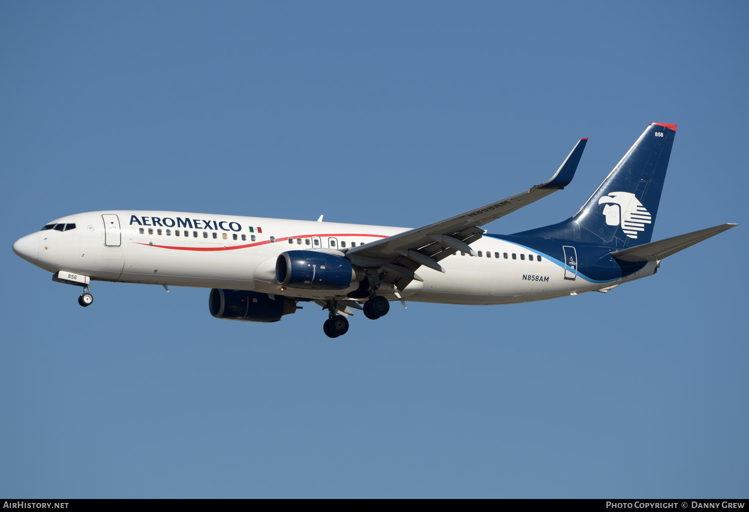 Aircraft Photo of N858AM | Boeing 737-8Q8 | AeroMéxico | AirHistory.net #341812