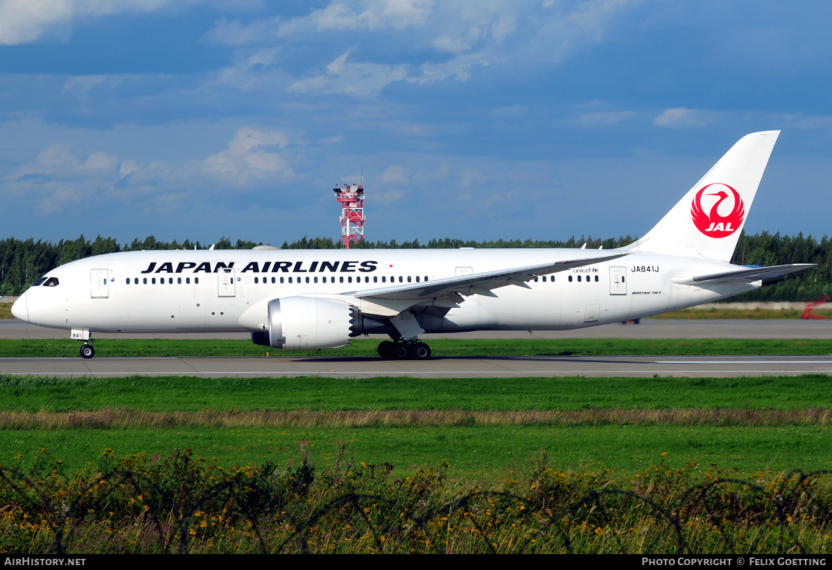 Aircraft Photo of JA841J | Boeing 787-8 Dreamliner | Japan Airlines - JAL | AirHistory.net #341844