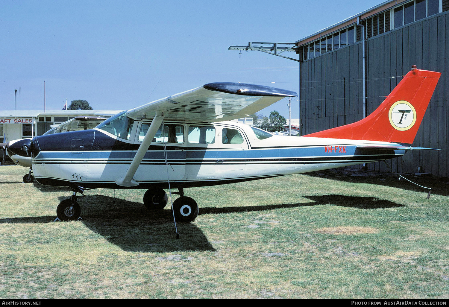 Aircraft Photo of VH-FXK | Cessna 210-5 | Trans West Air Charter | AirHistory.net #341884