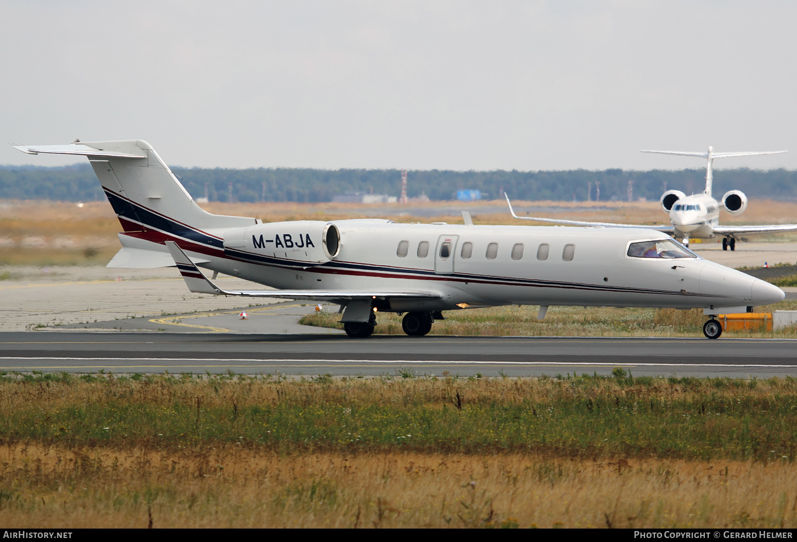 Aircraft Photo of M-ABJA | Learjet 45XR | Ryanair | AirHistory.net #341936