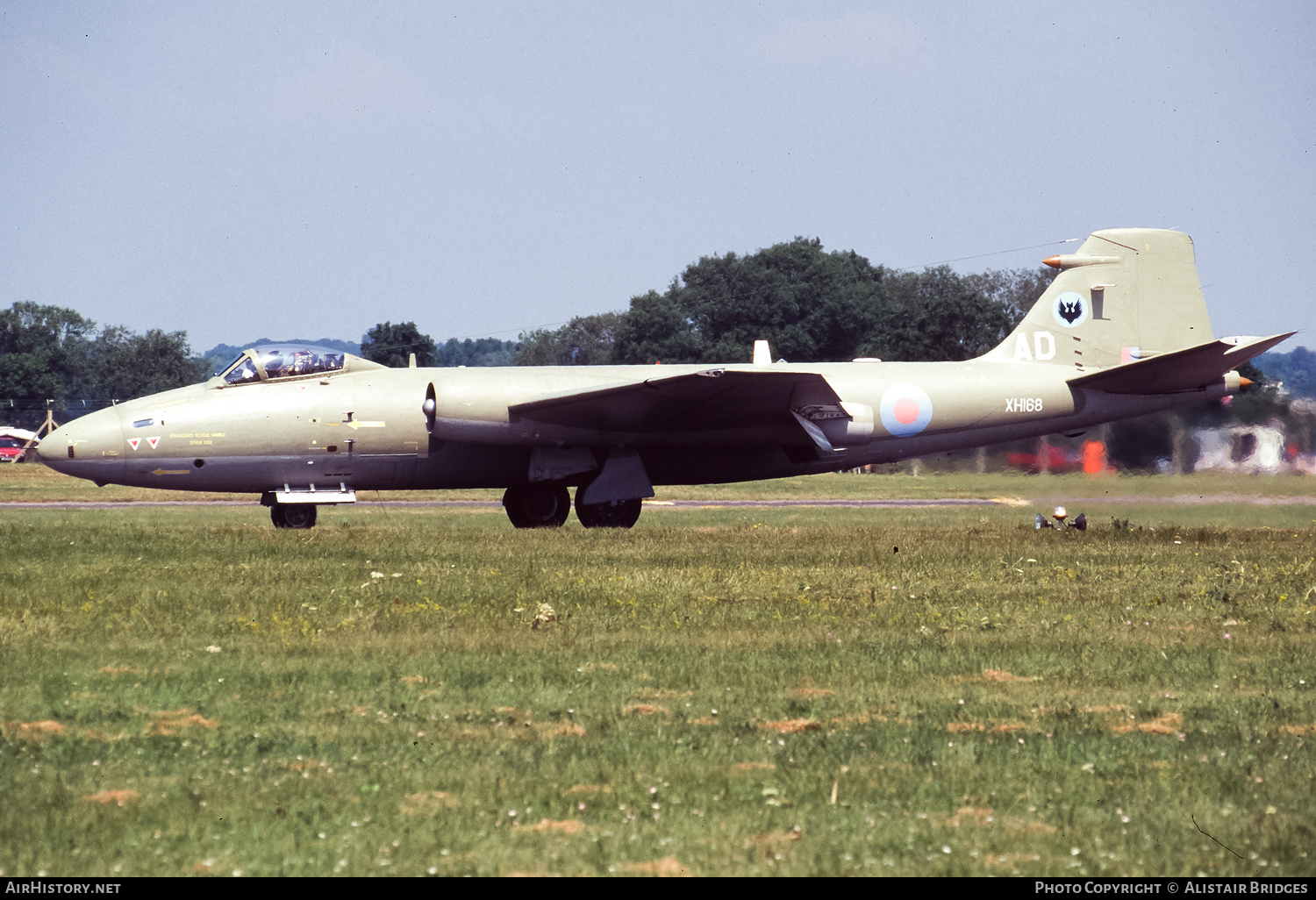 Aircraft Photo of XH168 | English Electric Canberra PR9 | UK - Air Force | AirHistory.net #341961