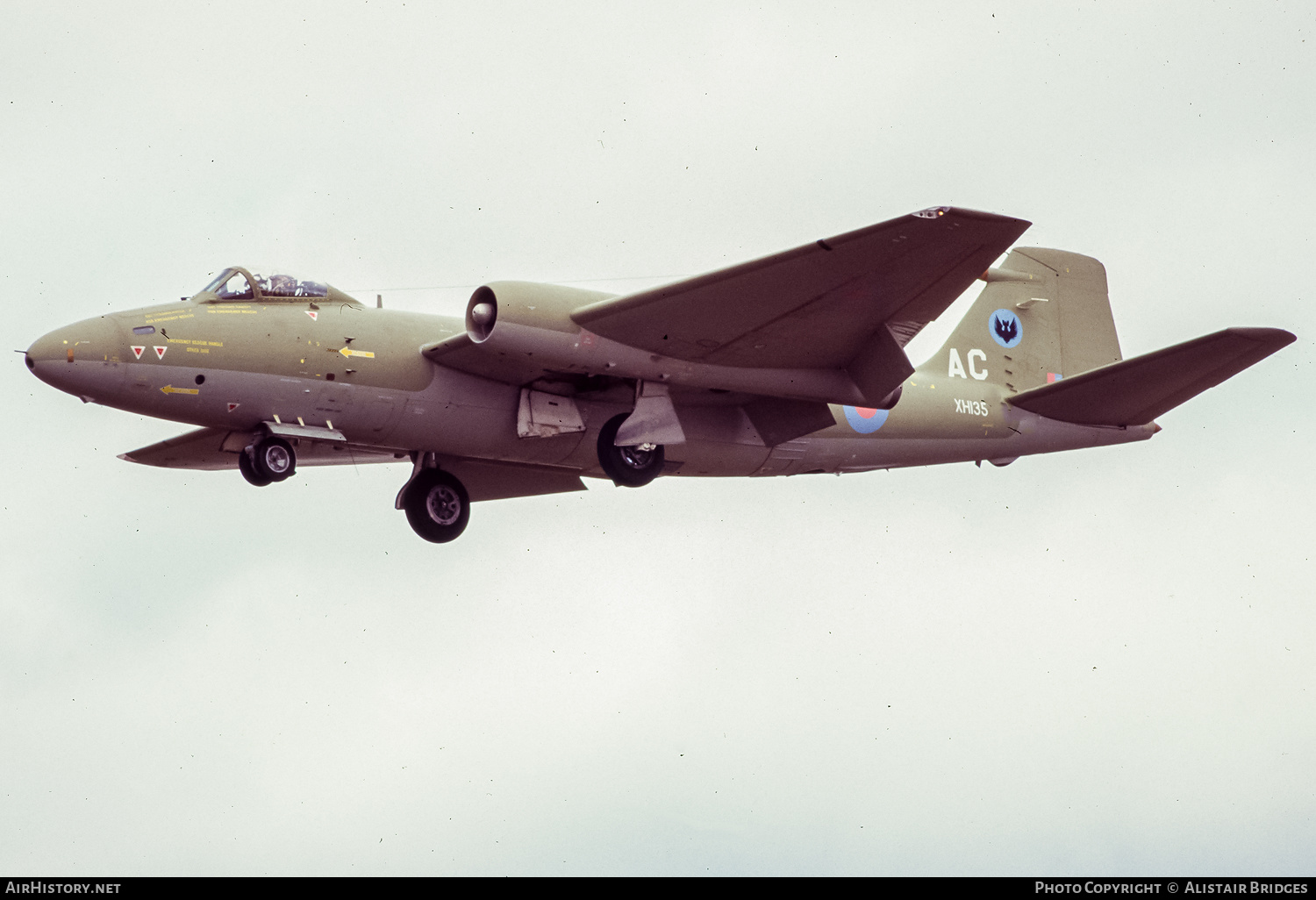 Aircraft Photo of XH135 | English Electric Canberra PR9 | UK - Air Force | AirHistory.net #341986