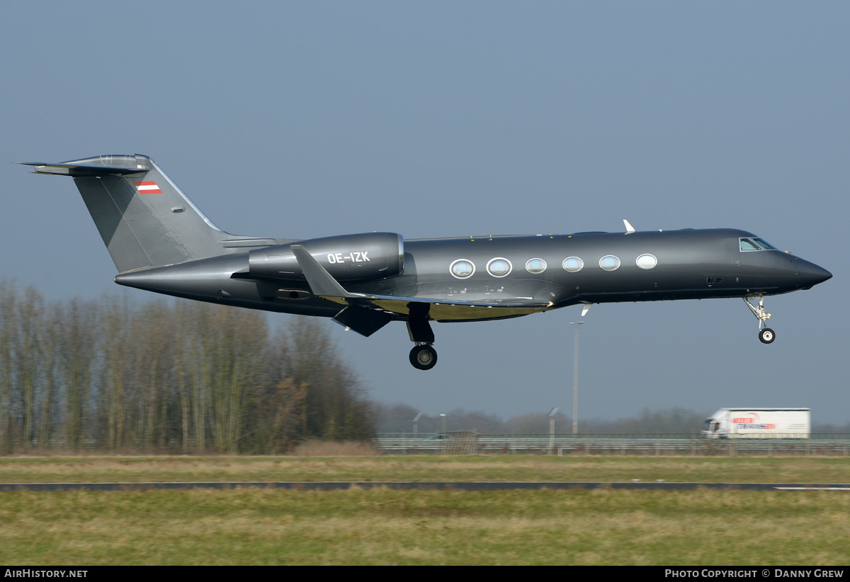 Aircraft Photo of OE-IZK | Gulfstream Aerospace G-IV-X Gulfstream G450 | AirHistory.net #342061