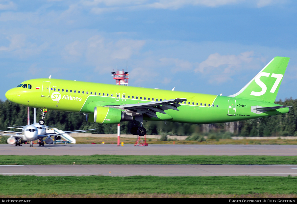 Aircraft Photo of VQ-BRC | Airbus A320-214 | S7 Airlines | AirHistory.net #342100