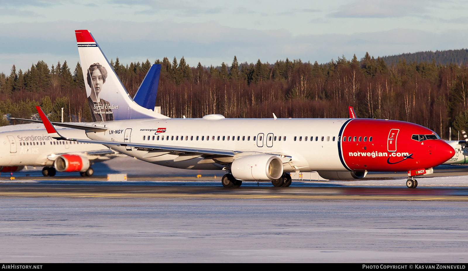 Aircraft Photo of LN-NGY | Boeing 737-8JP | Norwegian | AirHistory.net #342155
