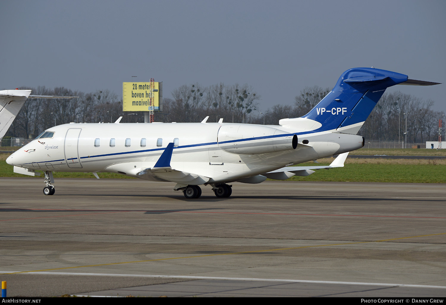Aircraft Photo of VP-CPF | Bombardier Challenger 300 (BD-100-1A10) | AirHistory.net #342171