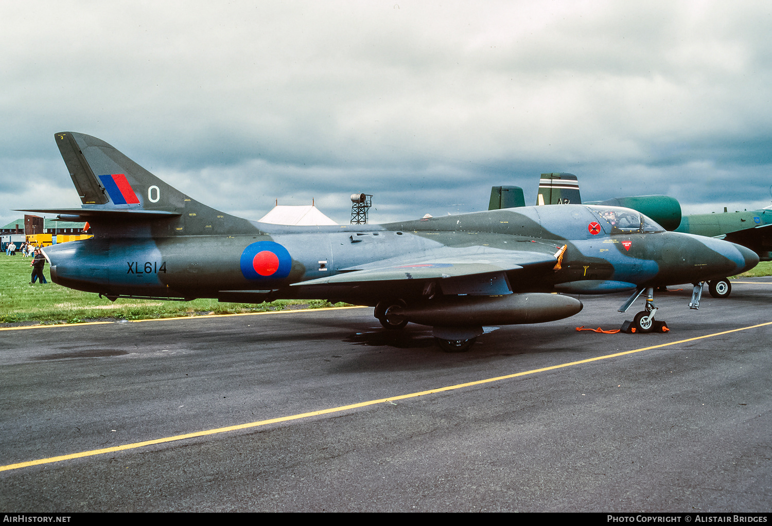 Aircraft Photo of XL614 | Hawker Hunter T7A | UK - Air Force | AirHistory.net #342240