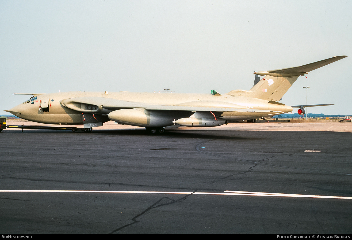 Aircraft Photo of XH671 | Handley Page HP-80 Victor K2 | UK - Air Force | AirHistory.net #342242