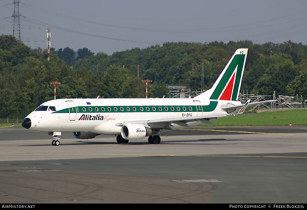 Aircraft Photo of EI-DFG | Embraer 170LR (ERJ-170-100LR) | Alitalia Express | AirHistory.net #342365