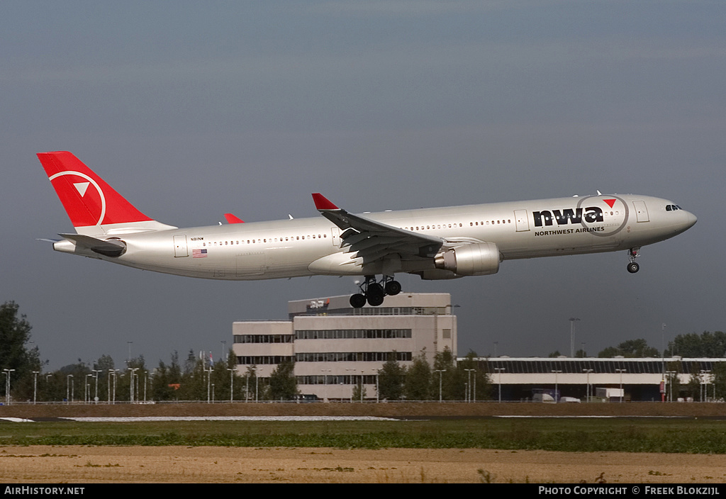 Aircraft Photo of N811NW | Airbus A330-323 | Northwest Airlines | AirHistory.net #342367