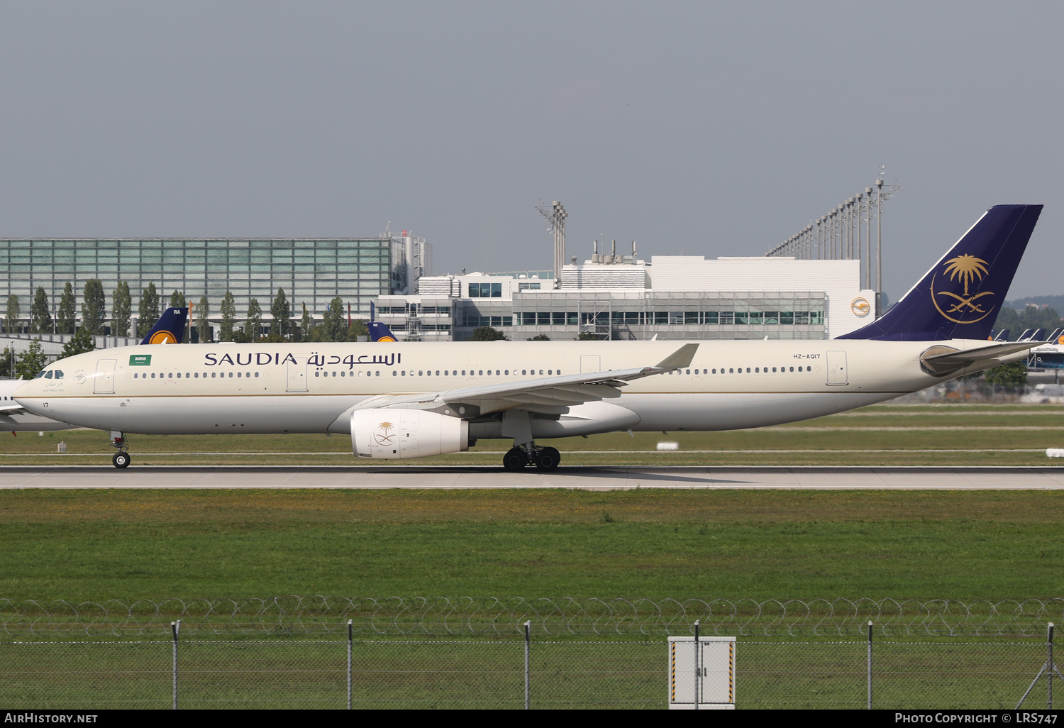 Aircraft Photo of HZ-AQ17 | Airbus A330-343E | Saudia - Saudi Arabian Airlines | AirHistory.net #342435