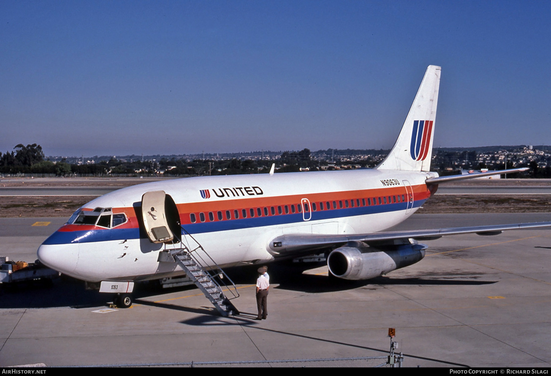 Aircraft Photo of N9063U | Boeing 737-222 | United Airlines | AirHistory.net #342442