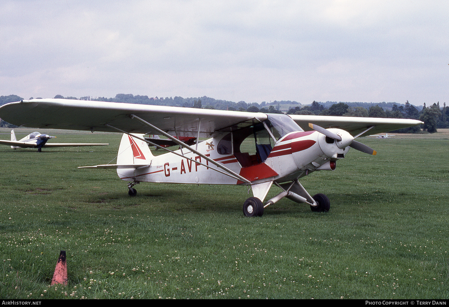 Aircraft Photo of G-AVPT | Piper PA-18-150 Super Cub | The Tiger Club | AirHistory.net #342464