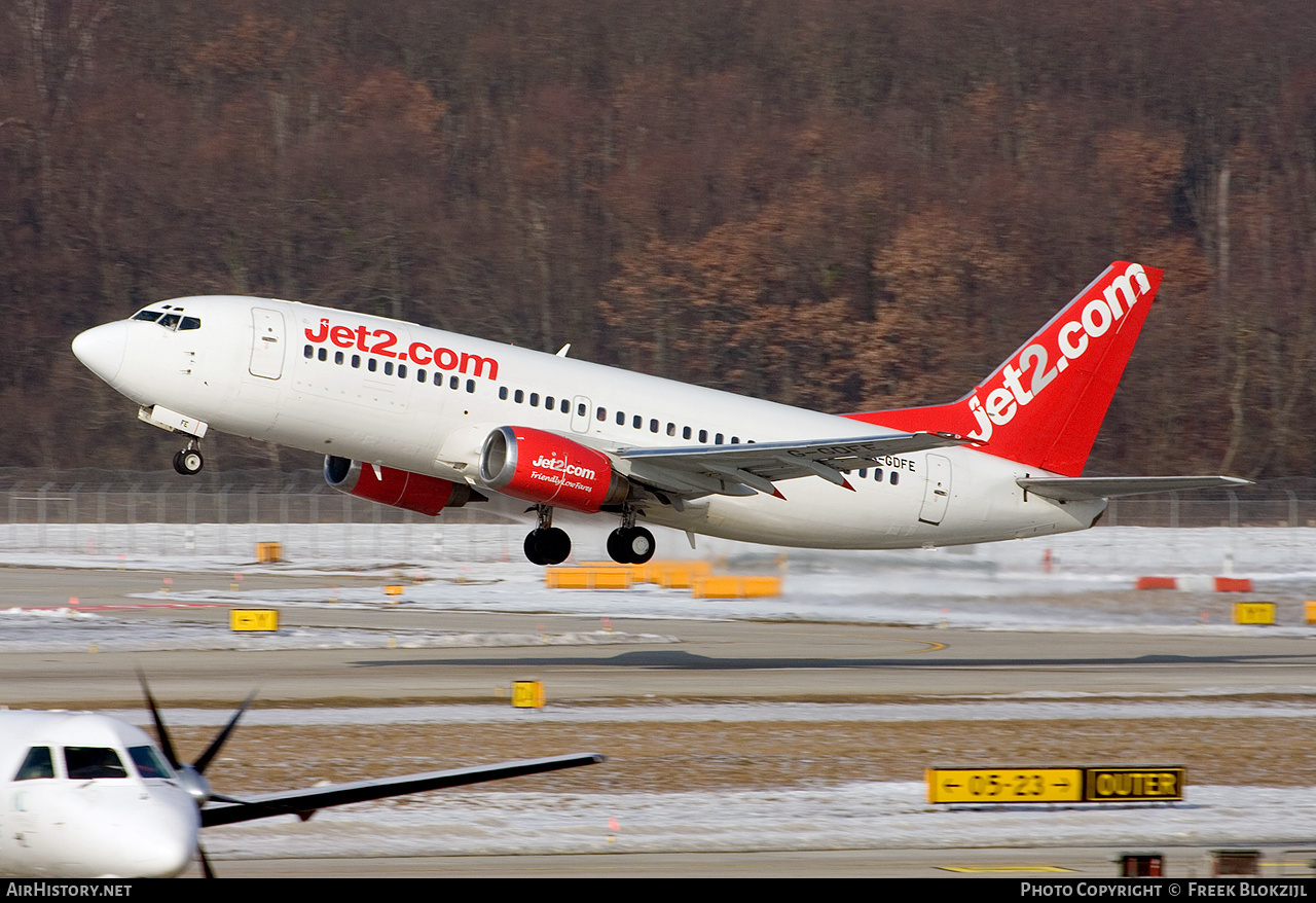 Aircraft Photo of G-GDFE | Boeing 737-3Q8(QC) | Jet2 | AirHistory.net #342480