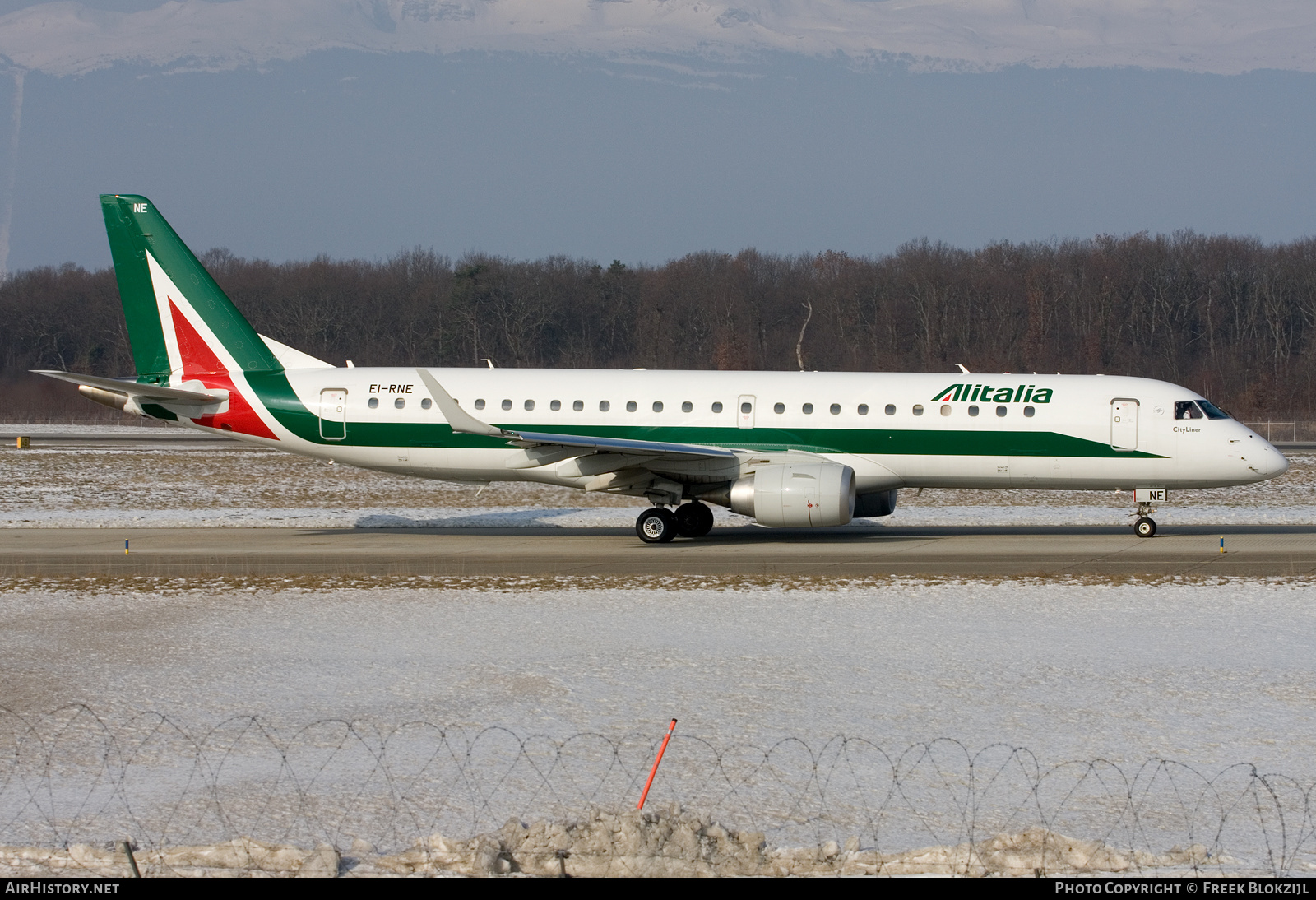Aircraft Photo of EI-RNE | Embraer 190STD (ERJ-190-100STD) | Alitalia CityLiner | AirHistory.net #342491