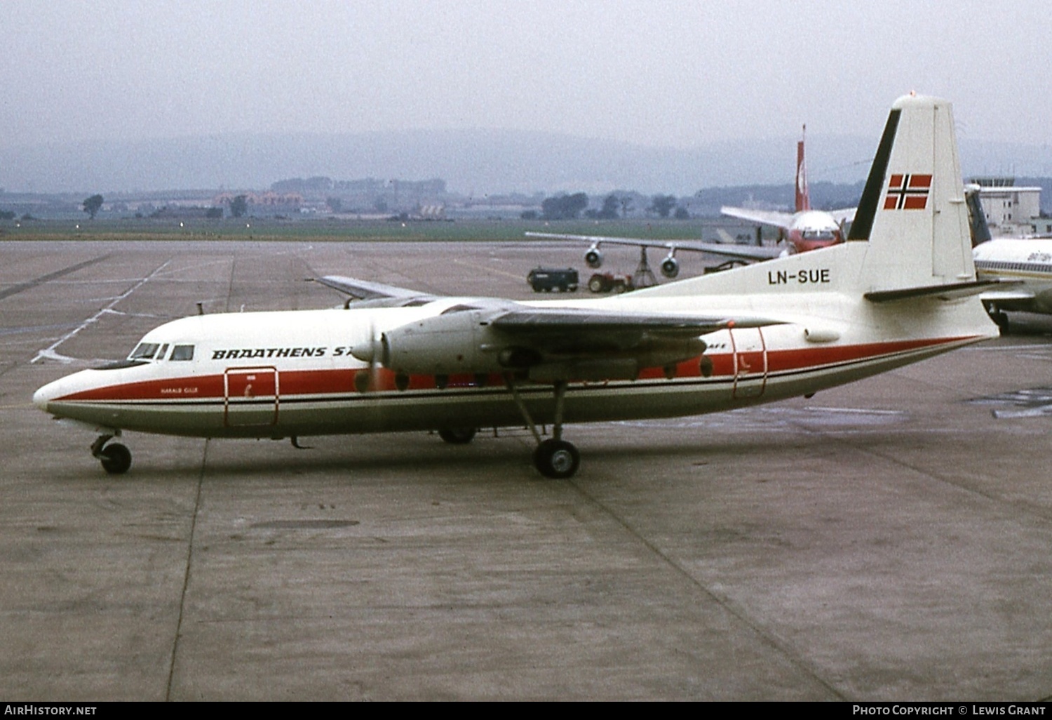 Aircraft Photo of LN-SUE | Fokker F27-100 Friendship | Braathens SAFE | AirHistory.net #342502