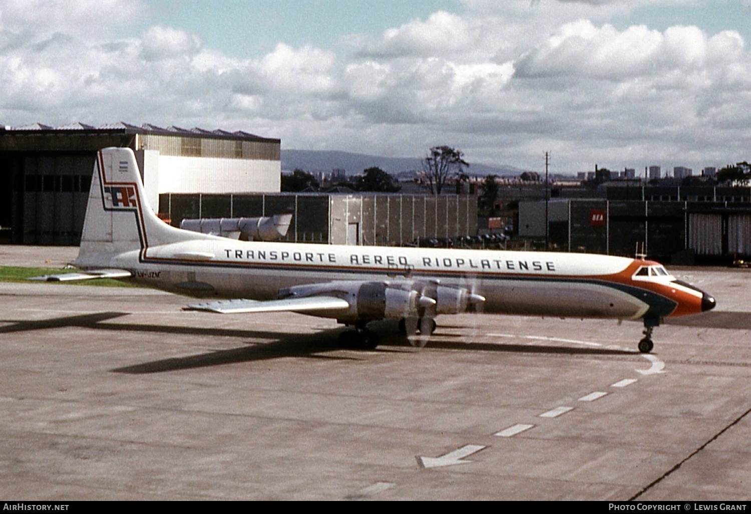 Aircraft Photo of LV-JZM | Canadair CL-44D4-6 | Transporte Aereo Rioplatense - TAR | AirHistory.net #342504