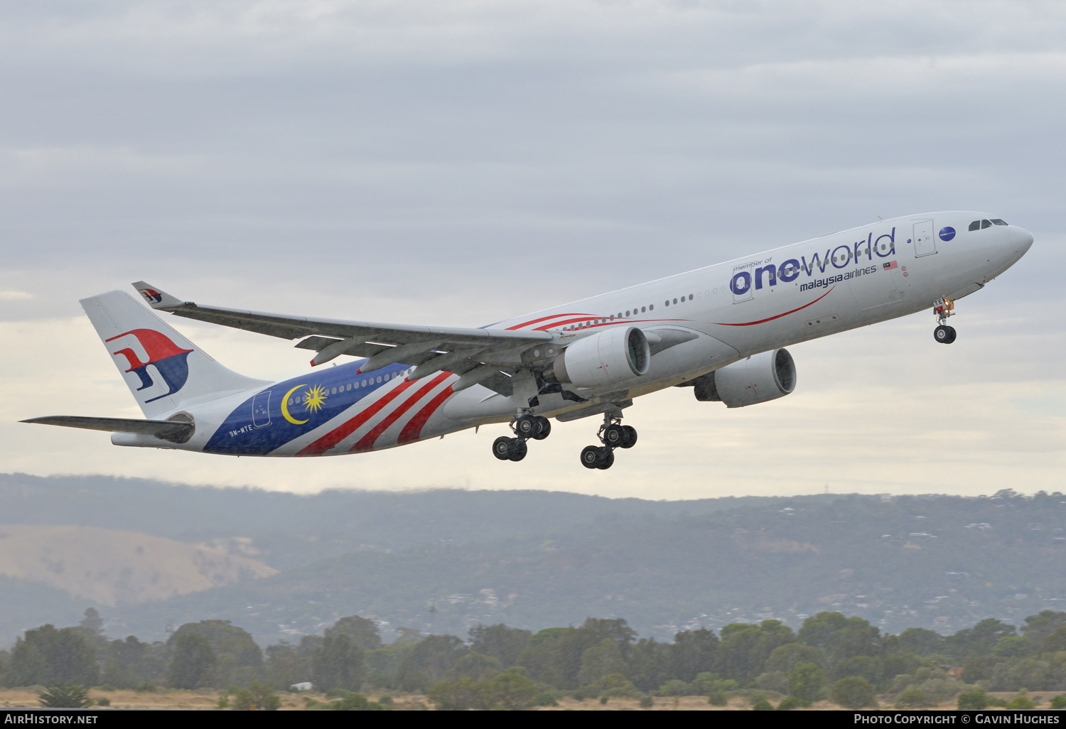 Aircraft Photo of 9M-MTE | Airbus A330-323E | Malaysia Airlines | AirHistory.net #342605
