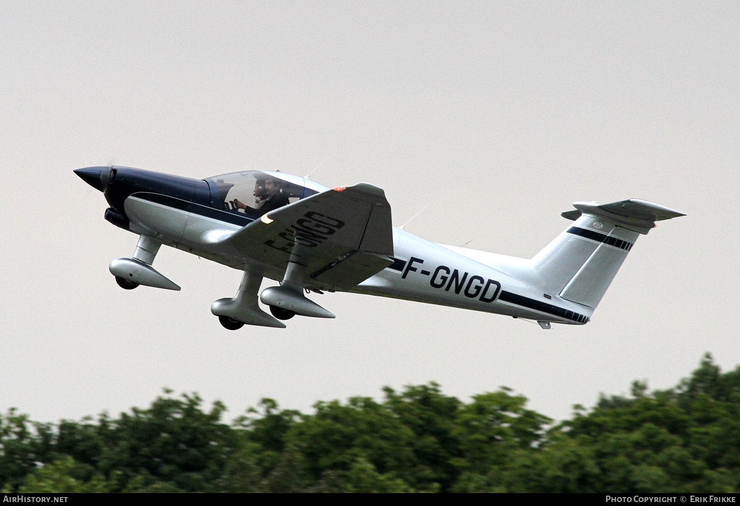 Aircraft Photo of F-GNGD | Robin R-3000-160S | AirHistory.net #342606