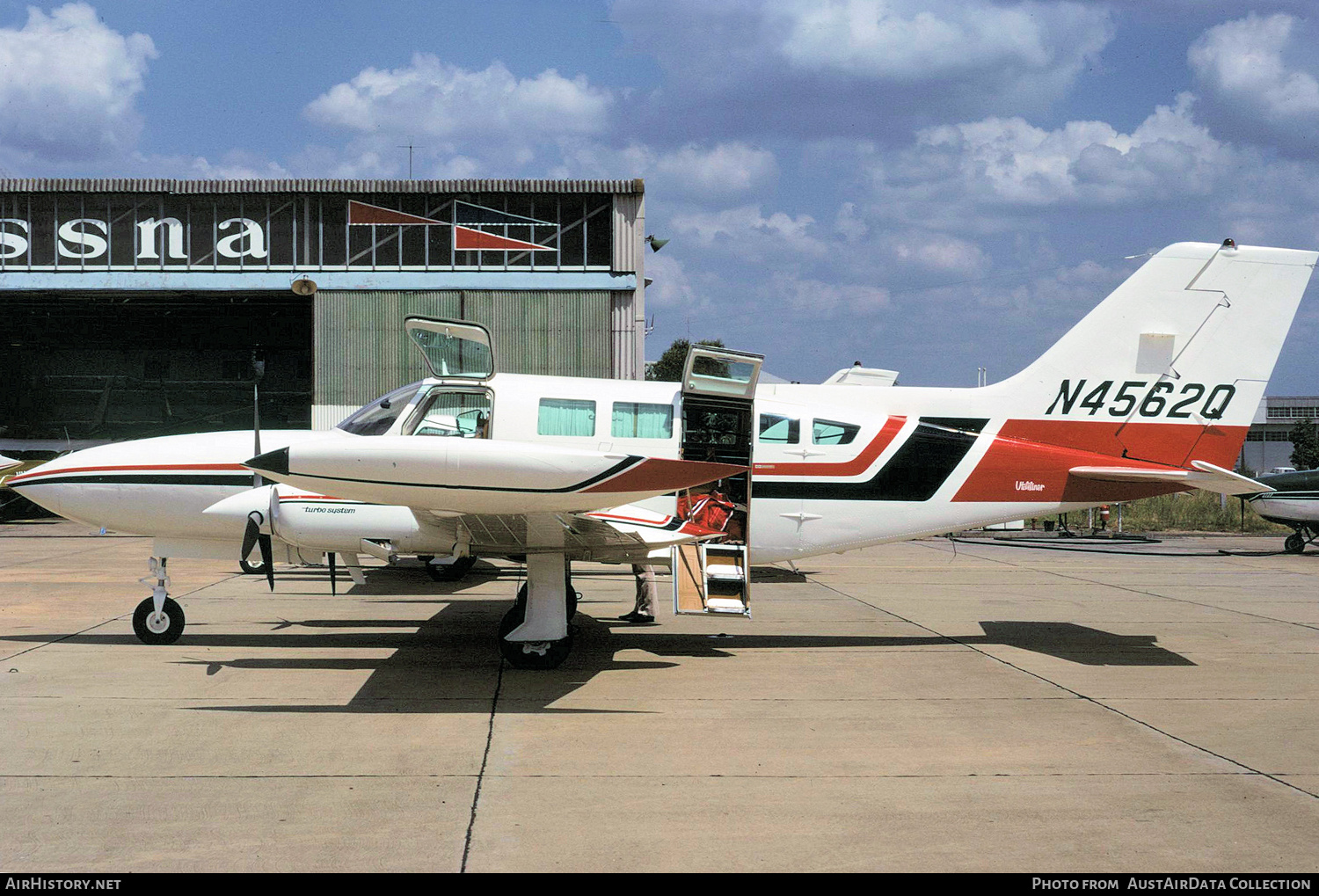 Aircraft Photo of N4562Q | Cessna 402B Businessliner | AirHistory.net #342615