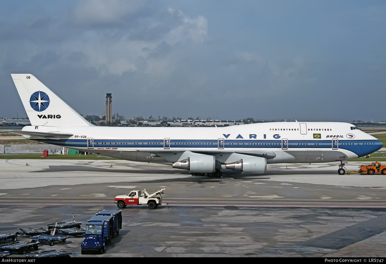 Aircraft Photo of PP-VOB | Boeing 747-341 | Varig | AirHistory.net #342764