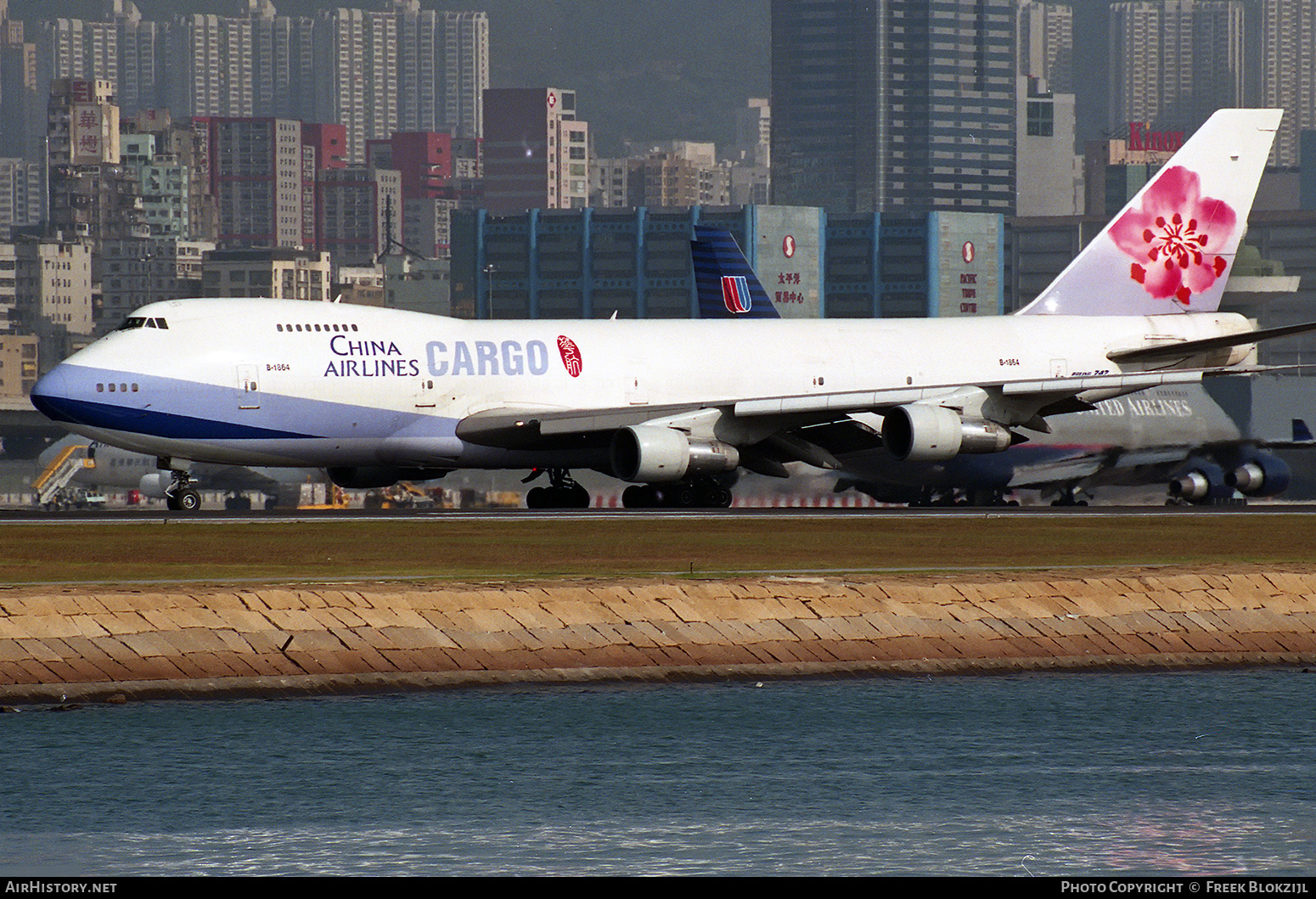 Aircraft Photo of B-1864 | Boeing 747-209B(SF) | China Airlines Cargo | AirHistory.net #342779