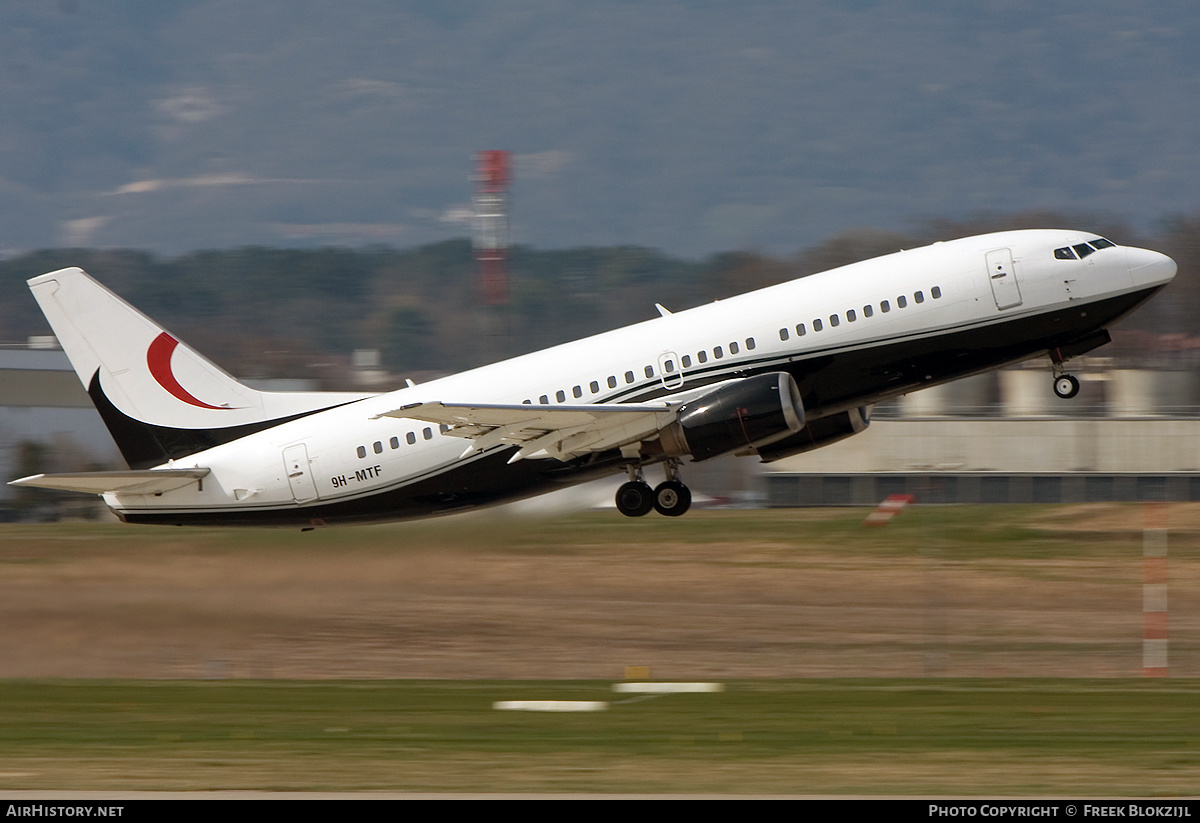 Aircraft Photo of 9H-MTF | Boeing 737-329 | AirHistory.net #342854