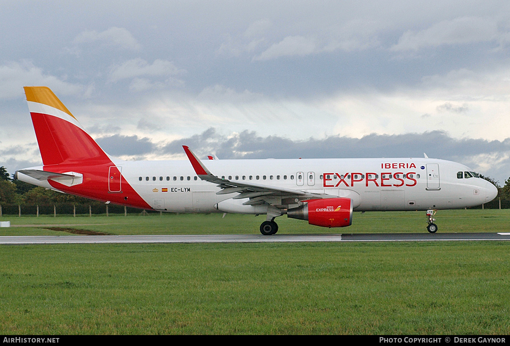 Aircraft Photo of EC-LYM | Airbus A320-216 | Iberia Express | AirHistory.net #342935