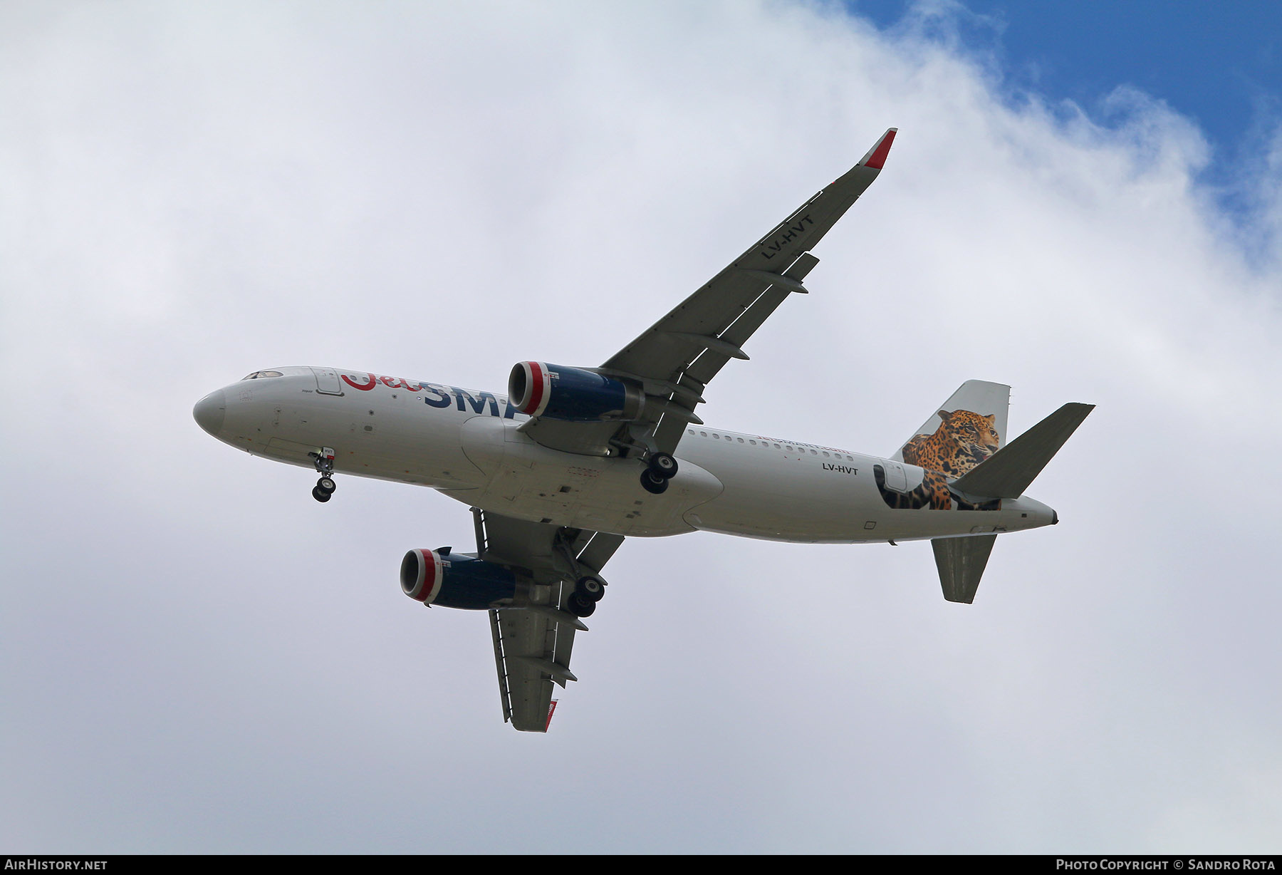 Aircraft Photo of LV-HVT | Airbus A320-232 | JetSmart | AirHistory.net #343028