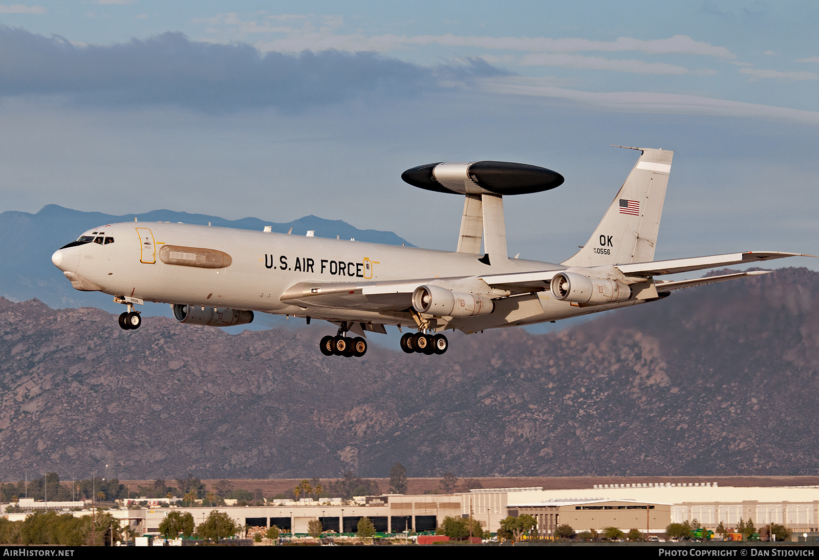 Aircraft Photo of 75-0556 / AF75-0556 | Boeing E-3B Sentry | USA - Air Force | AirHistory.net #343084