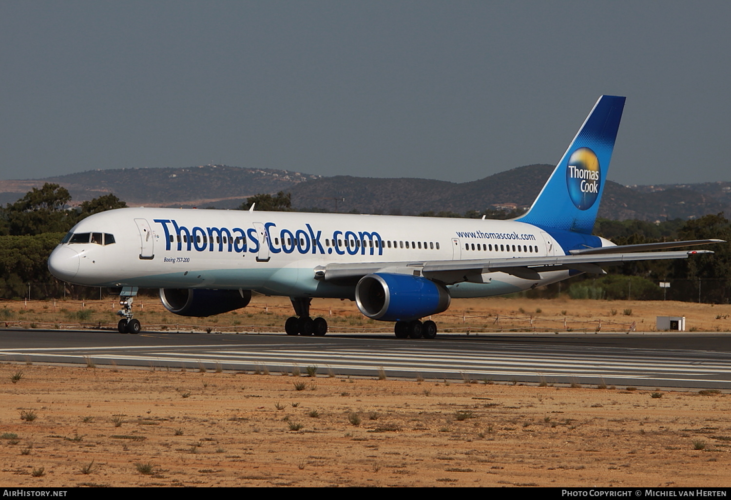 Aircraft Photo of G-FCLF | Boeing 757-28A | Thomas Cook Airlines | AirHistory.net #343104