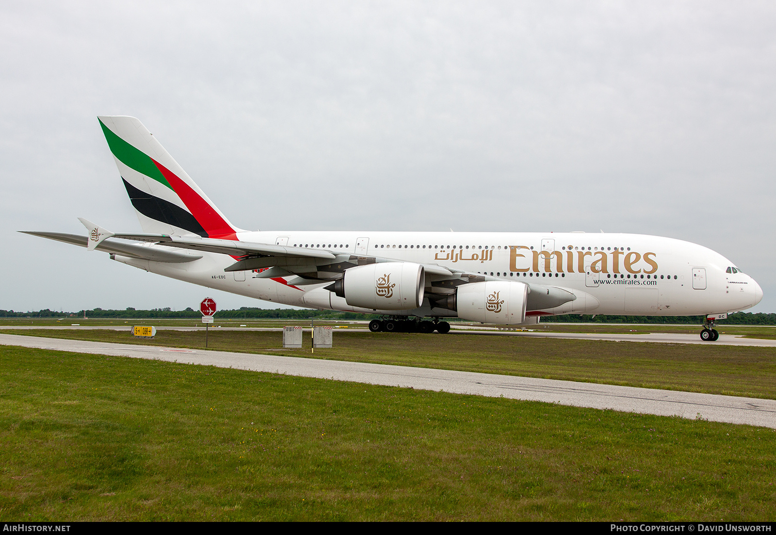 Aircraft Photo of A6-EDC | Airbus A380-861 | Emirates | AirHistory.net #343131