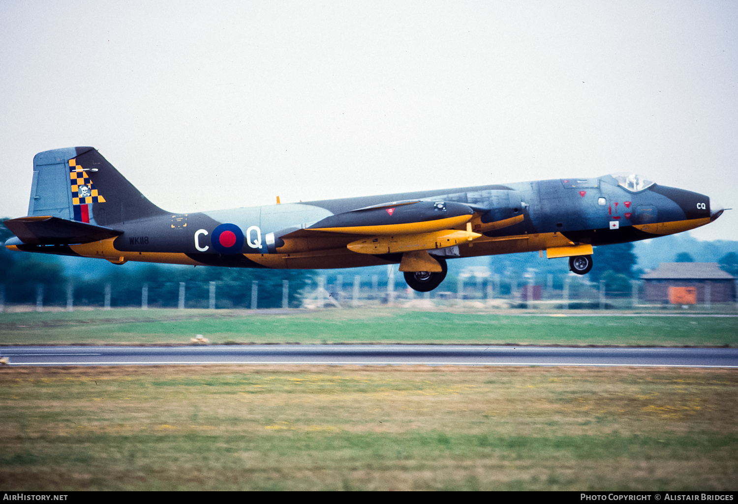 Aircraft Photo of WK118 | English Electric Canberra TT18 | UK - Air Force | AirHistory.net #343135