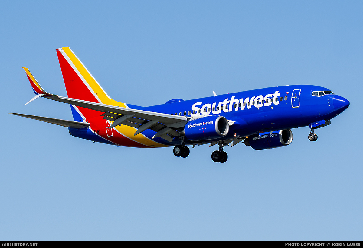 Aircraft Photo of N7733B | Boeing 737-76N | Southwest Airlines | AirHistory.net #343160