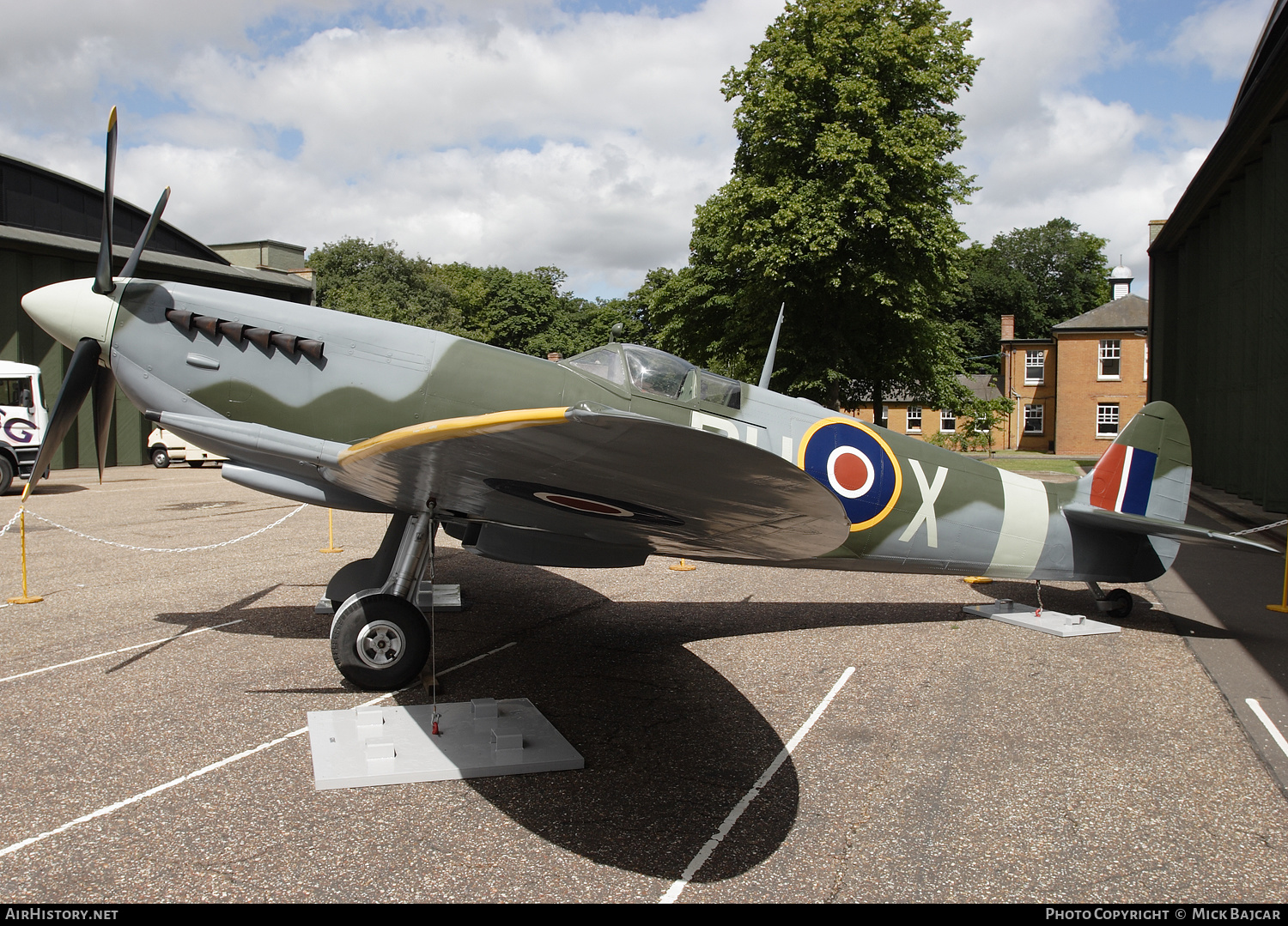 Aircraft Photo of No Reg | Supermarine 361 Spitfire F9E (replica) | UK - Air Force | AirHistory.net #343165