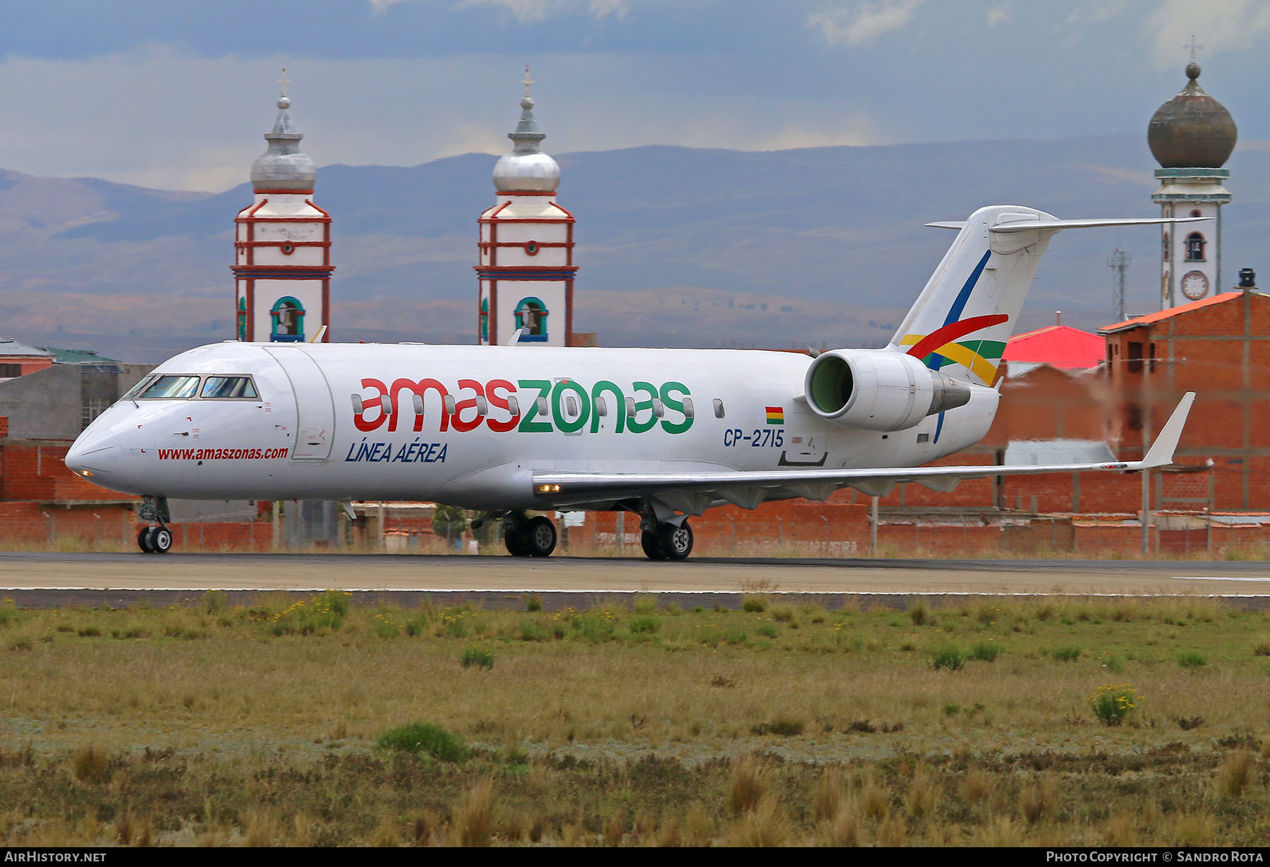 Aircraft Photo of CP-2715 | Bombardier CRJ-200LR (CL-600-2B19) | Línea Aérea Amaszonas | AirHistory.net #343233