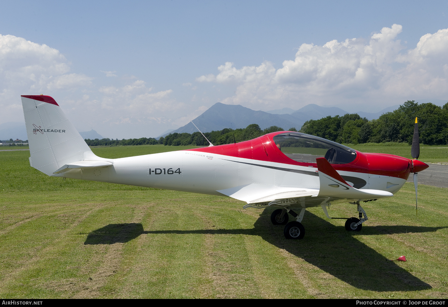 Aircraft Photo of I-D164 | Jihlavan KP-5 Skyleader 600 | AirHistory.net #343384