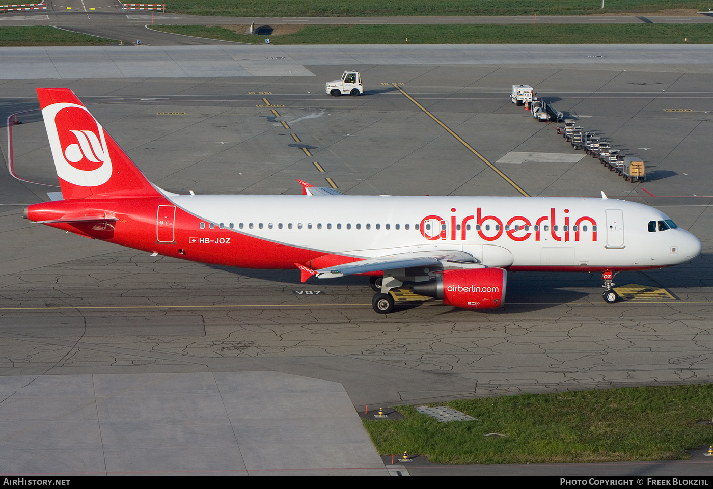 Aircraft Photo of HB-JOZ | Airbus A320-214 | Air Berlin | AirHistory.net #343405