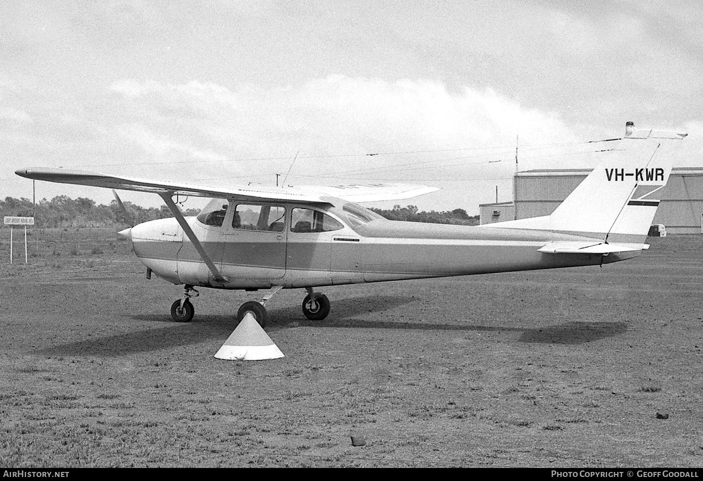 Aircraft Photo of VH-KWR | Cessna 172H Skyhawk | AirHistory.net #343428