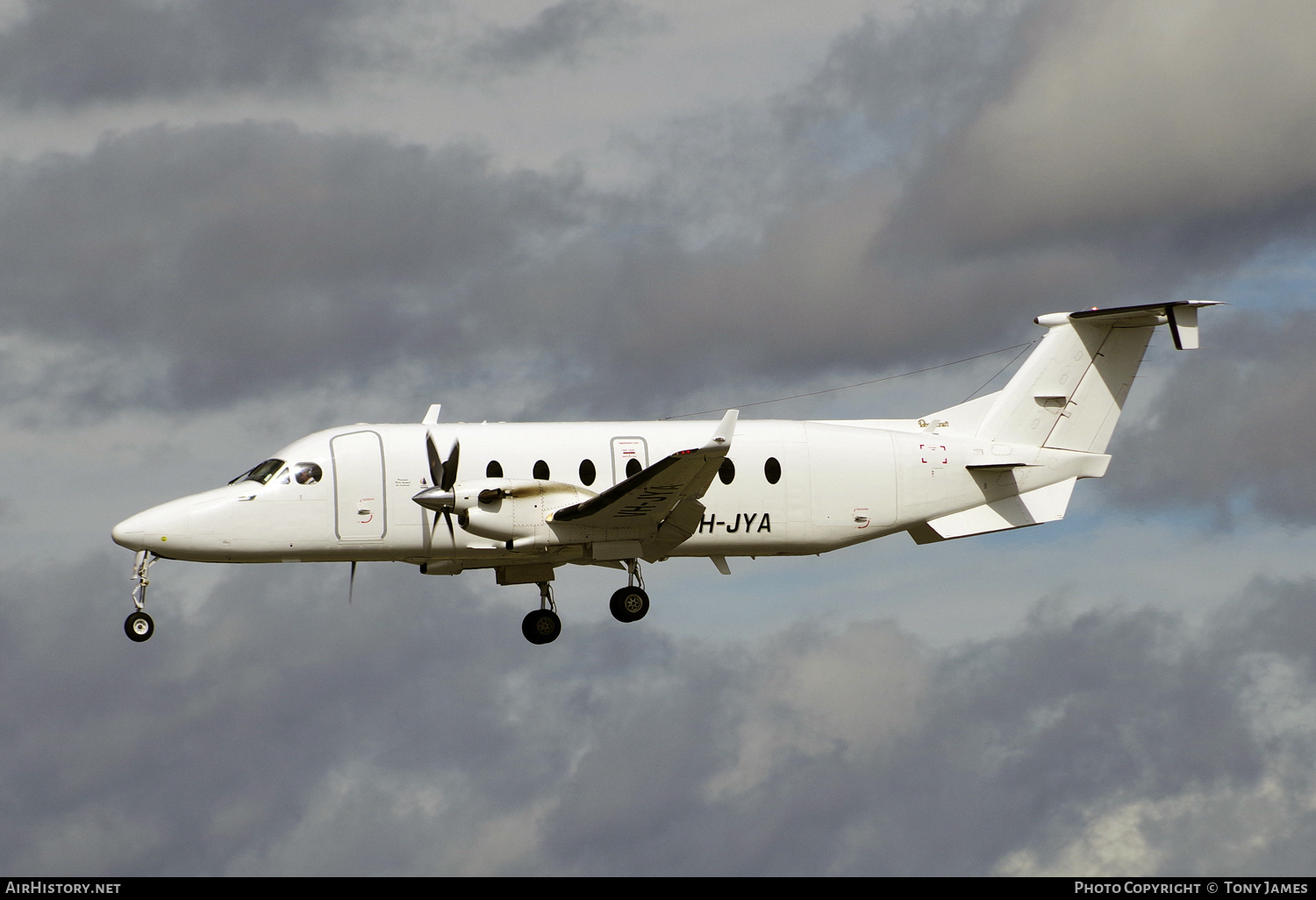 Aircraft Photo of VH-JYA | Beech 1900D | AirHistory.net #343435