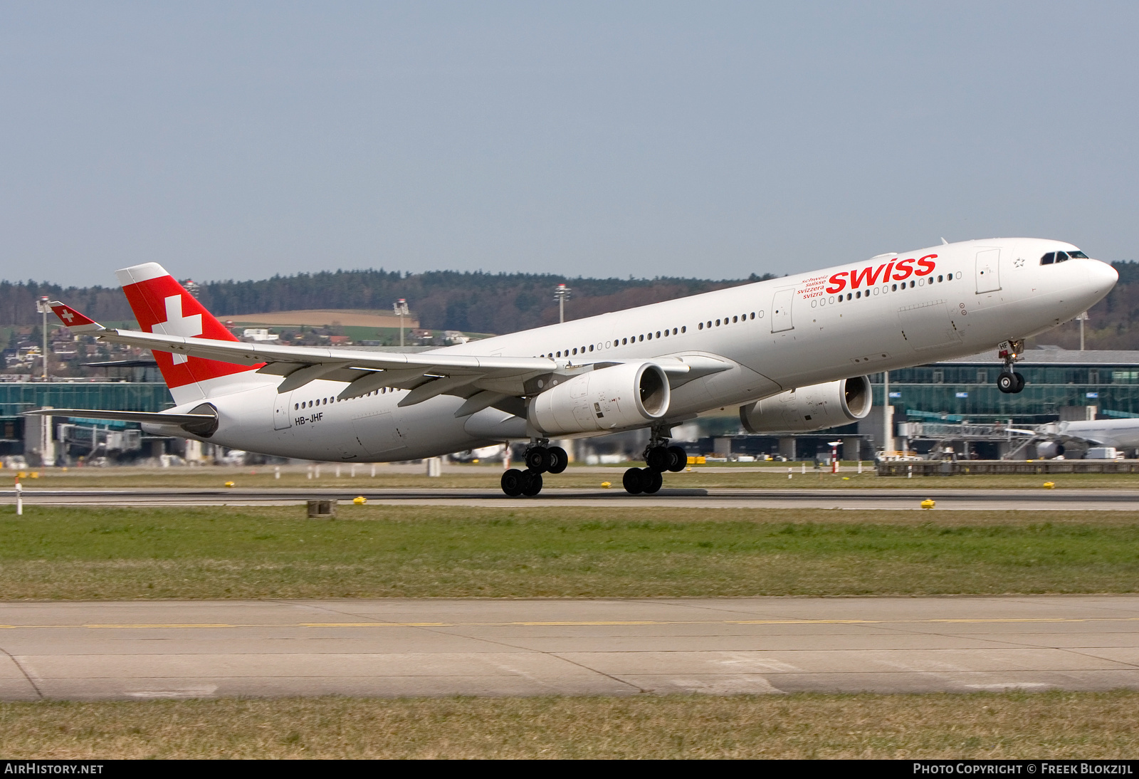 Aircraft Photo of HB-JHF | Airbus A330-343E | Swiss International Air Lines | AirHistory.net #343470