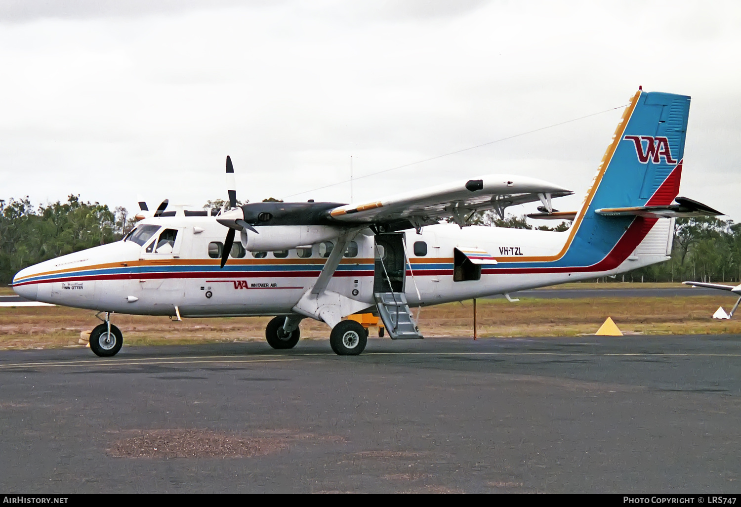 Aircraft Photo of VH-TZL | De Havilland Canada DHC-6-100 Twin Otter | Whitaker Air Charters | AirHistory.net #343487