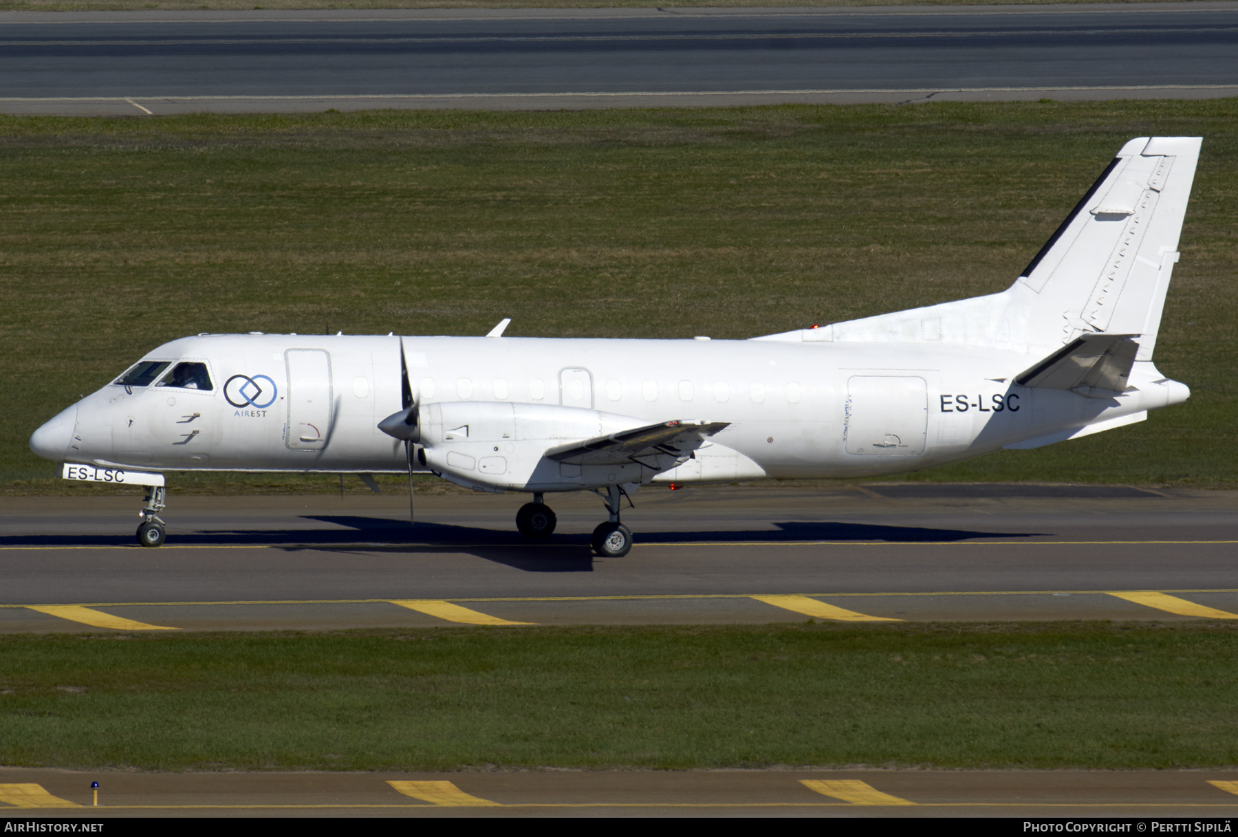 Aircraft Photo of ES-LSC | Saab-Fairchild SF-340A(F) | Airest | AirHistory.net #343559