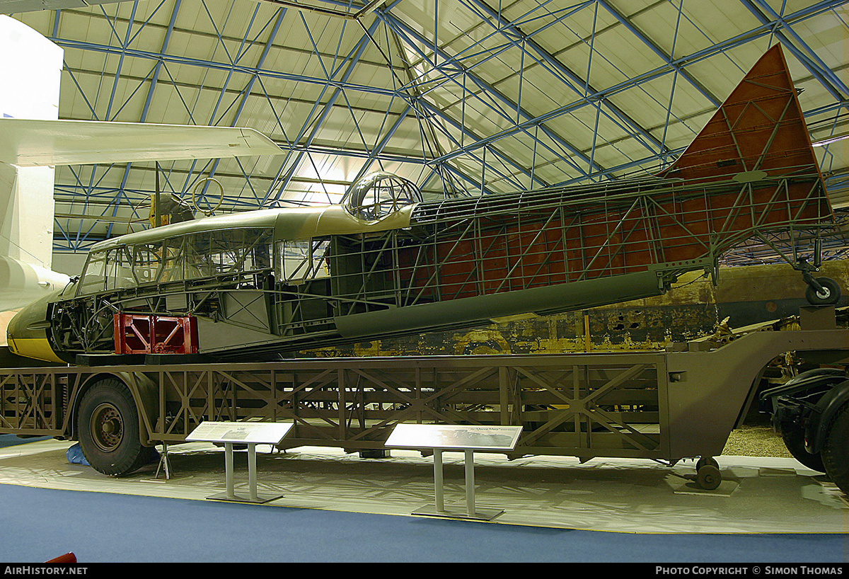 Aircraft Photo of W2068 | Avro 652A Anson I | UK - Air Force | AirHistory.net #343613