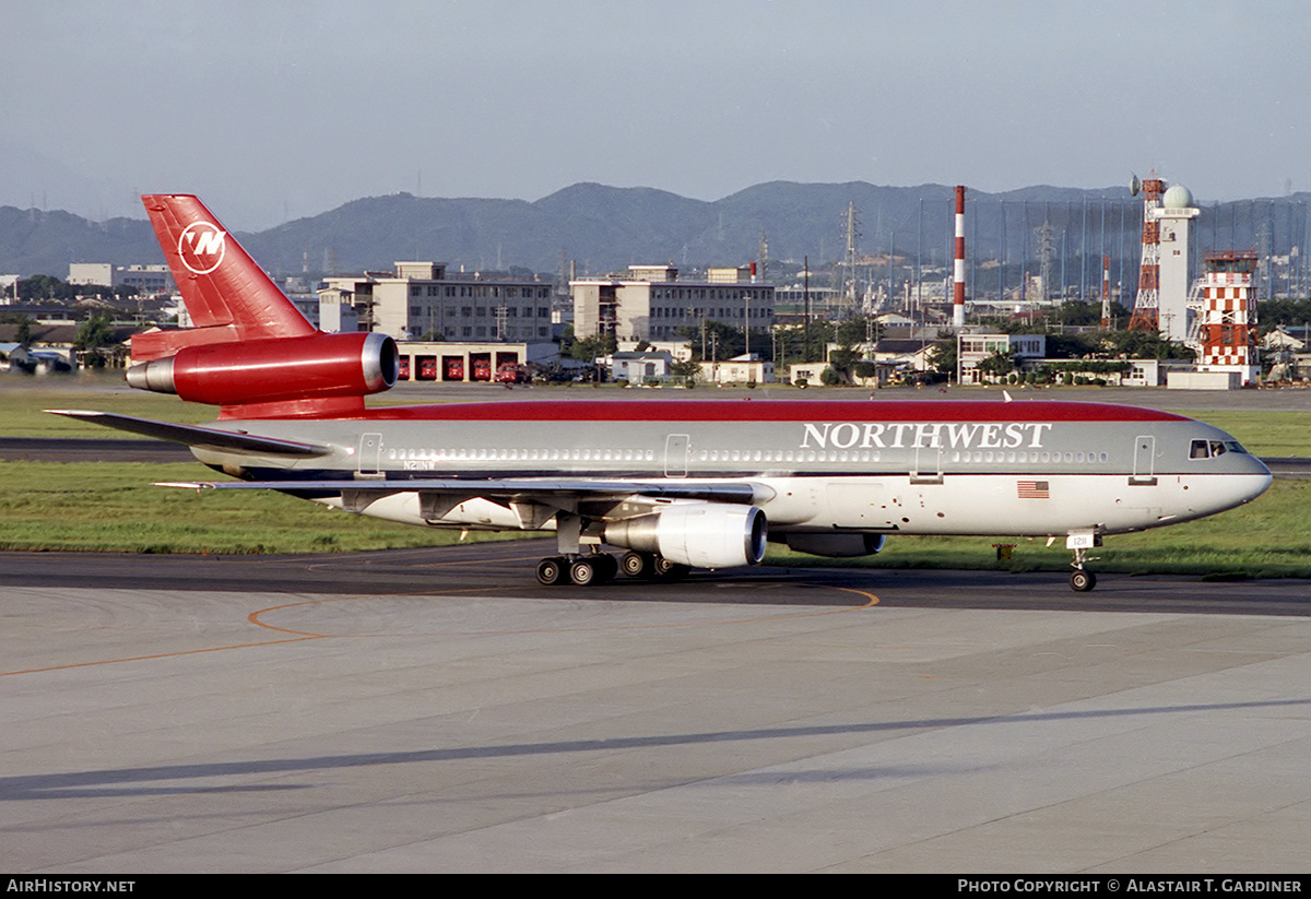 Aircraft Photo of N211NW | McDonnell Douglas DC-10-30 | Northwest Airlines | AirHistory.net #343615