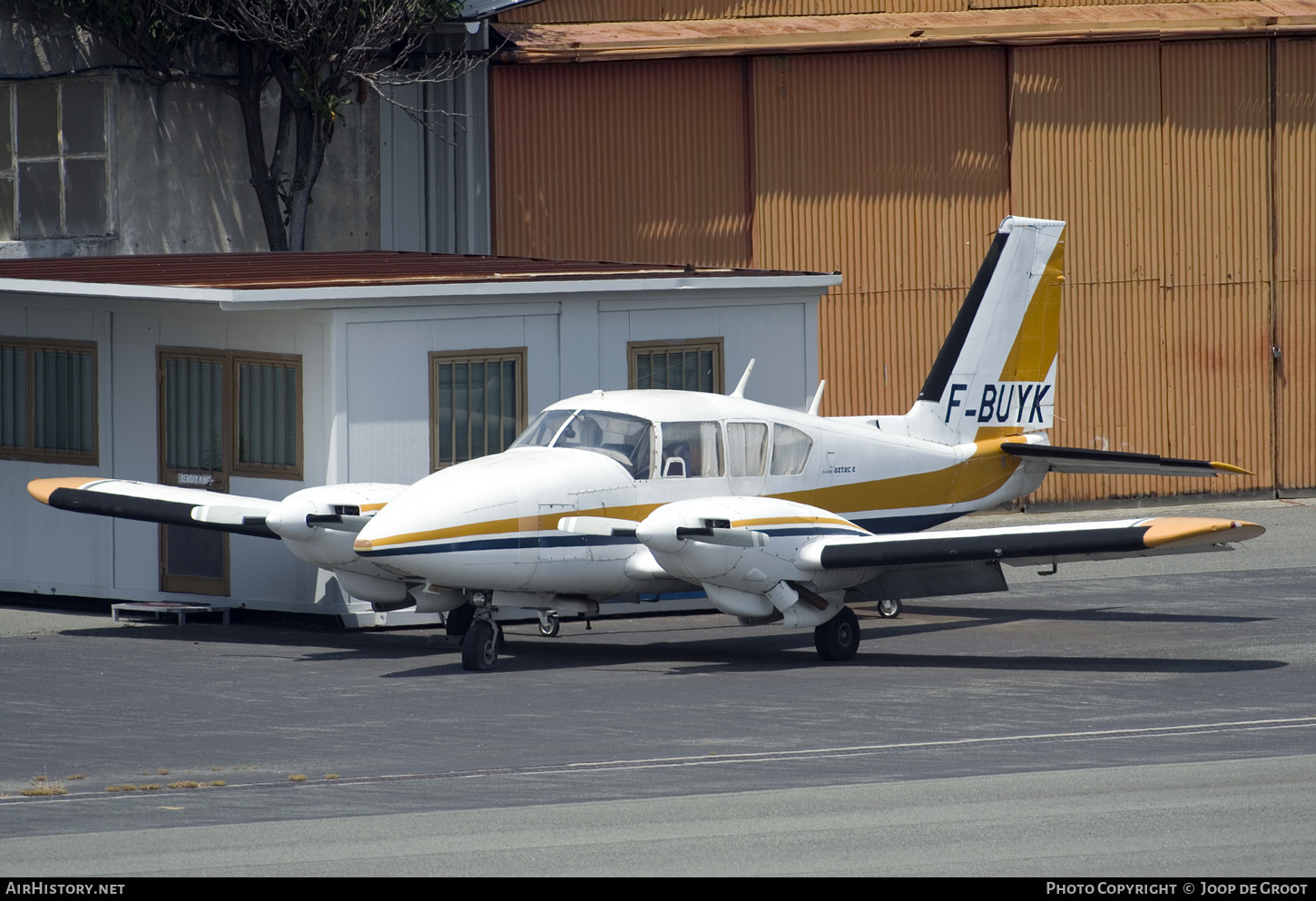 Aircraft Photo of F-BUYK | Piper PA-23-250 Aztec E | AirHistory.net #343644