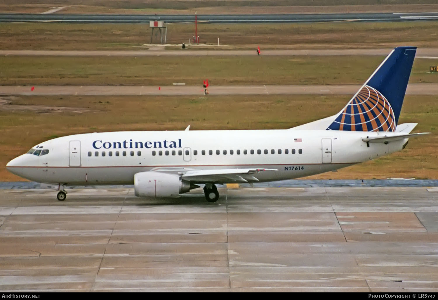 Aircraft Photo of N17614 | Boeing 737-524 | Continental Airlines | AirHistory.net #343749