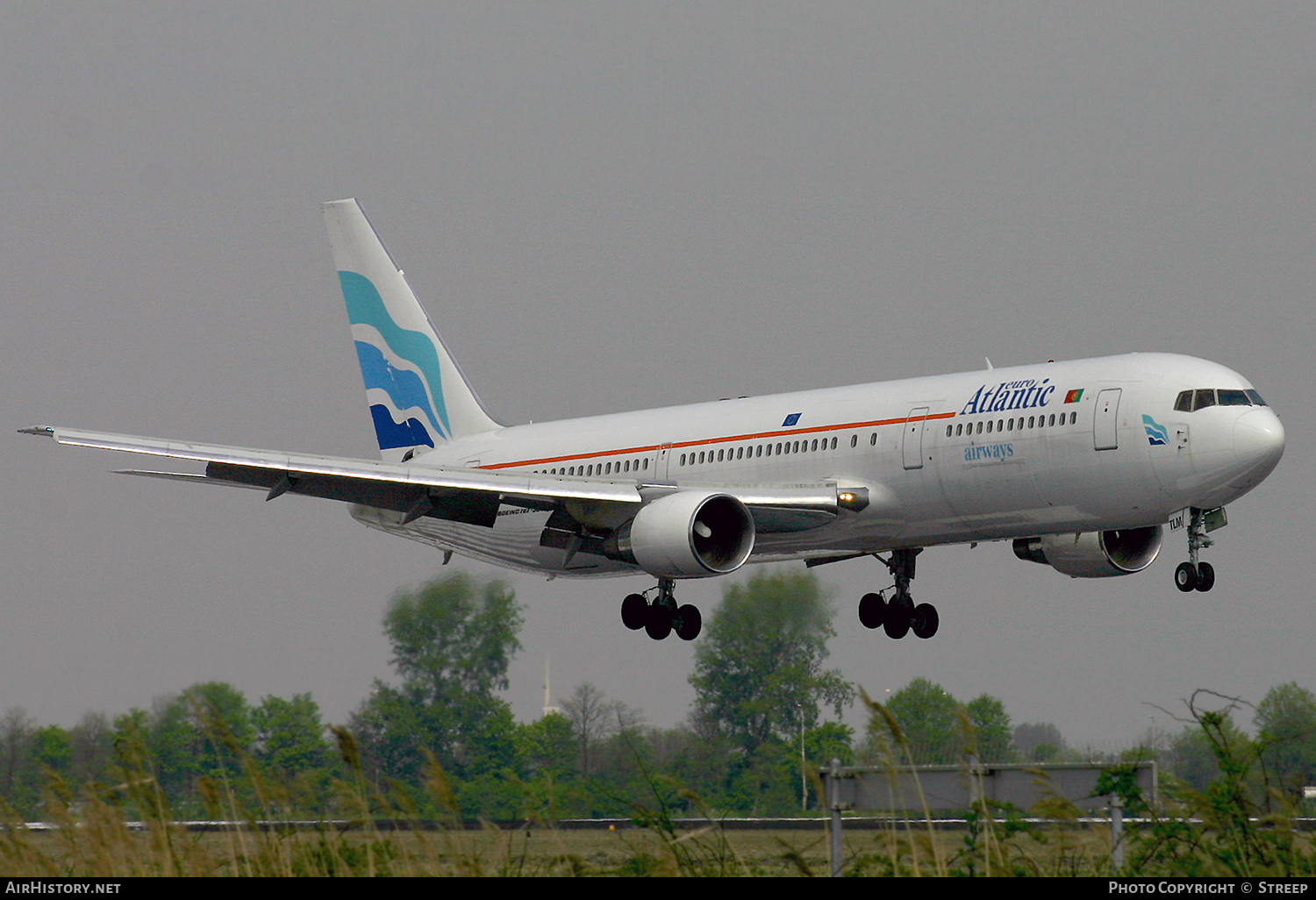 Aircraft Photo of CS-TLM | Boeing 767-33A/ER | Euro Atlantic Airways | AirHistory.net #343756